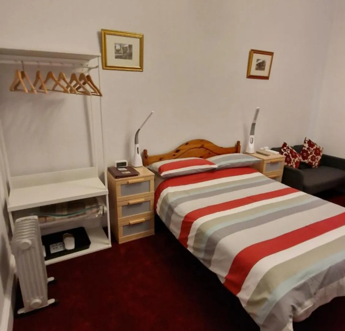 Mackenzie Guest House Edinburgh