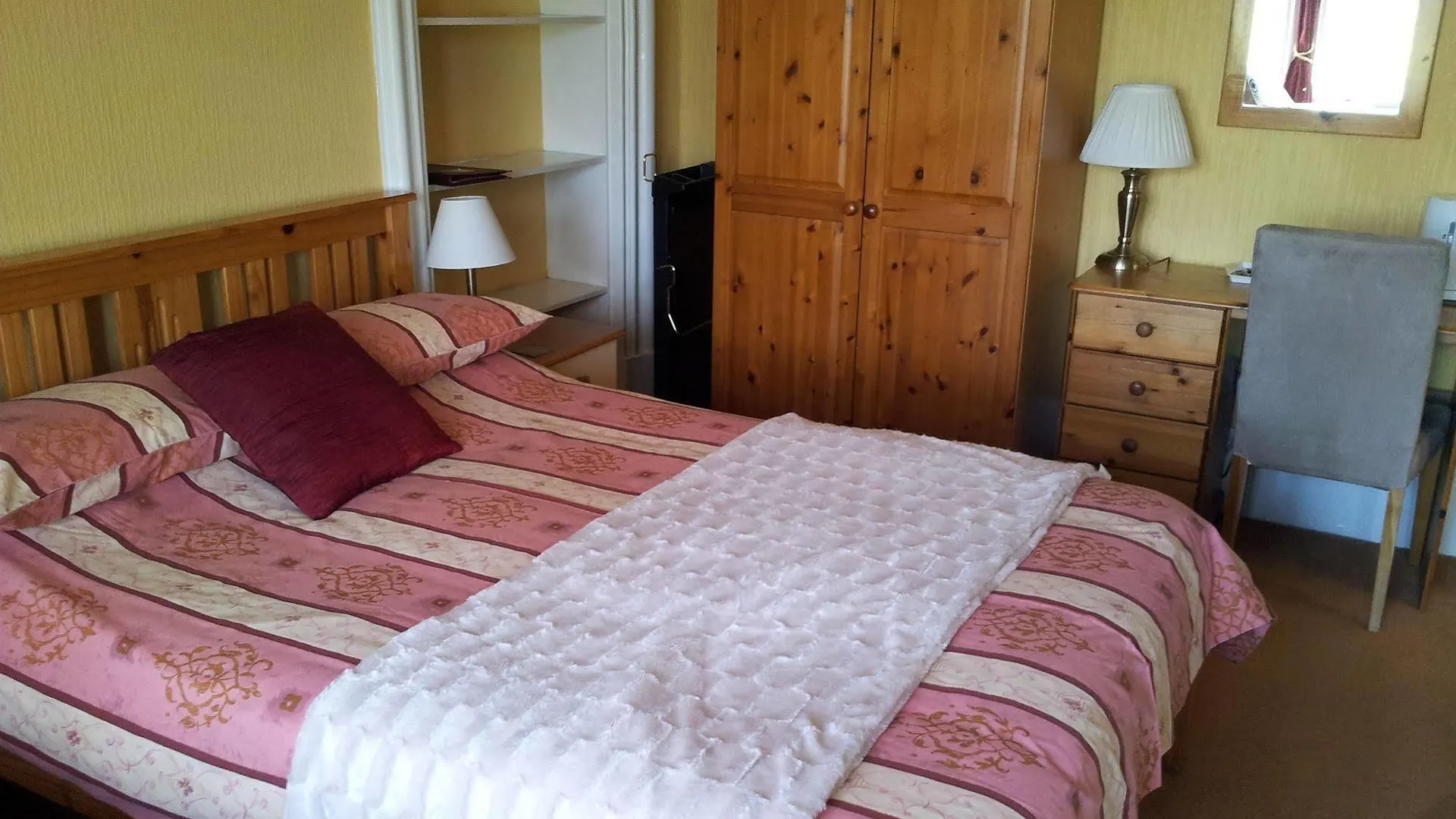 Mackenzie Guest House Edinburgh