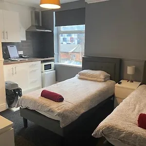 Circle Bed Only 2*, Southampton Reino Unido