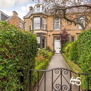 No 45 Bed and breakfast