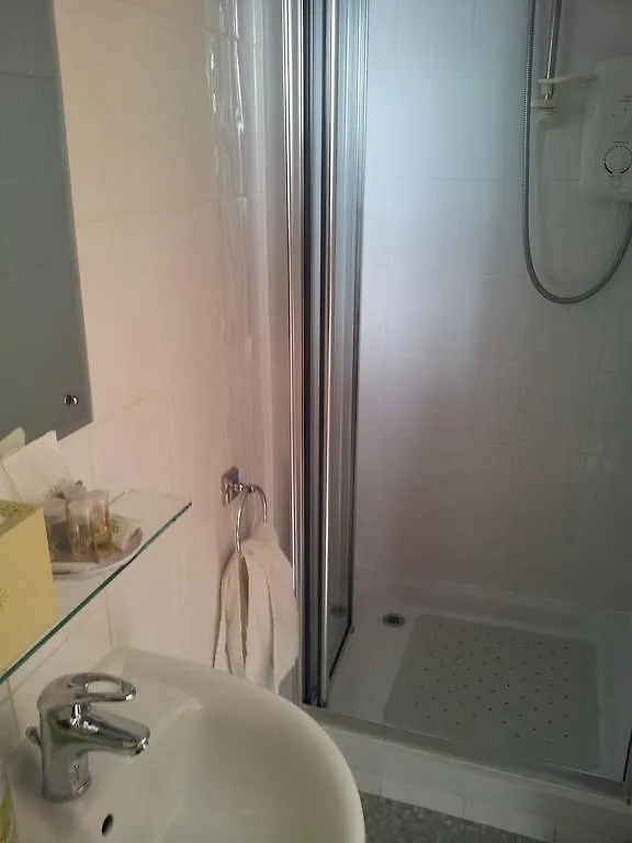 Mackenzie Guest House Edinburgh